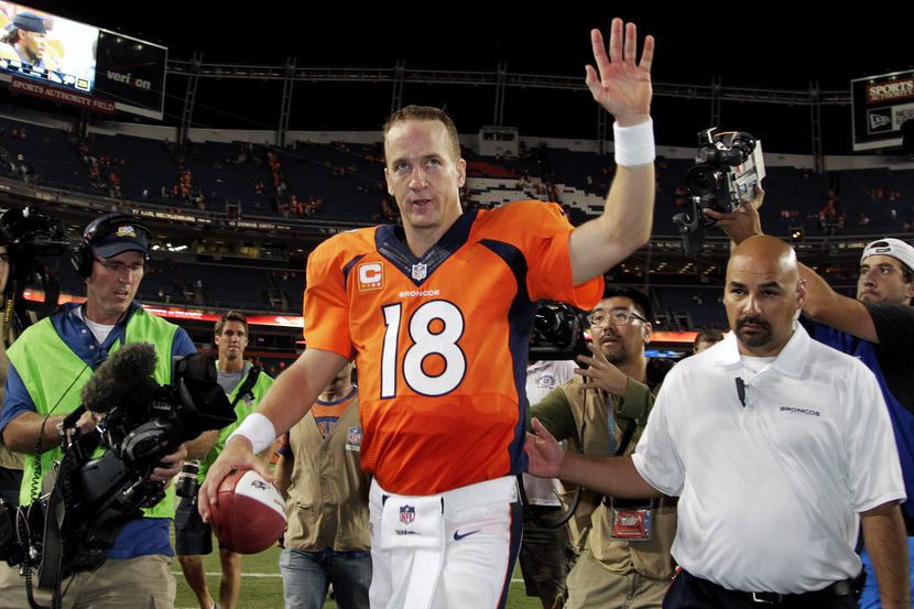 Peyton Manning se retira tras 18 años en la NFL. Fotos AP

