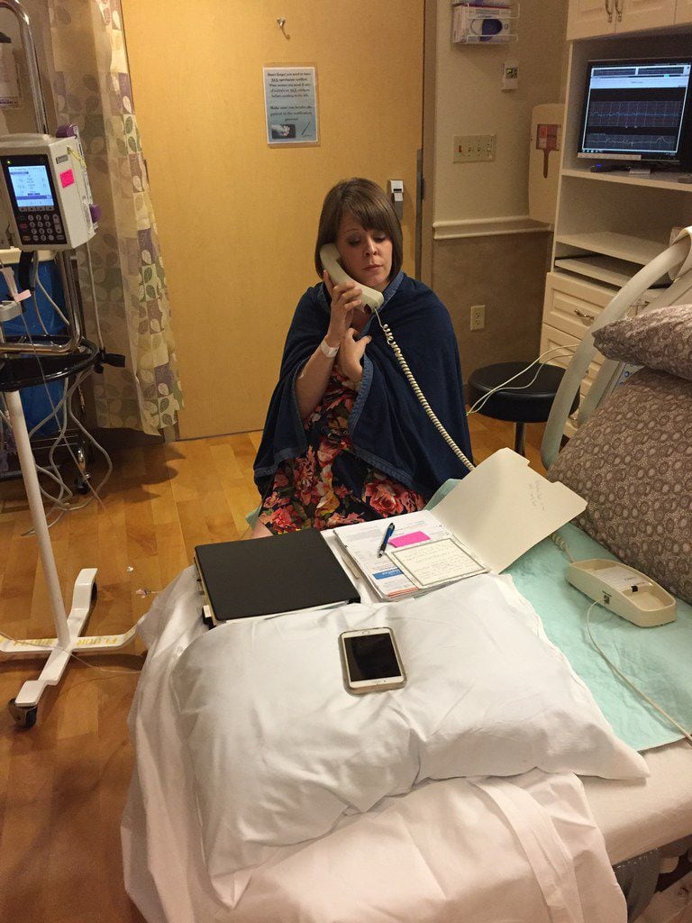 The story behind a photo of a Texas woman in a hospital maternity ward, so angry with AT&T...