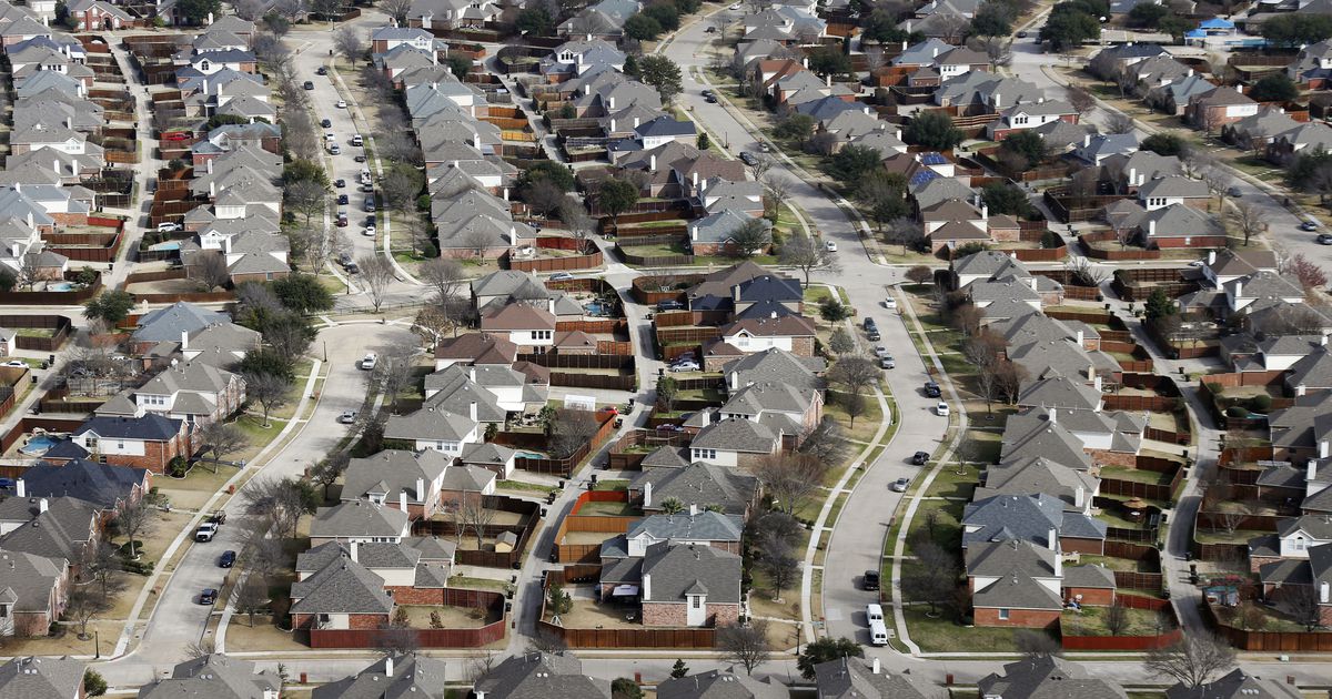 Texas home sales down 10% in third quarter
