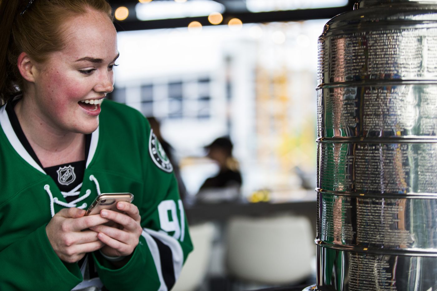 Jessi Anderson takes a look at the Stanley Cup at DIBS on VICTORY.