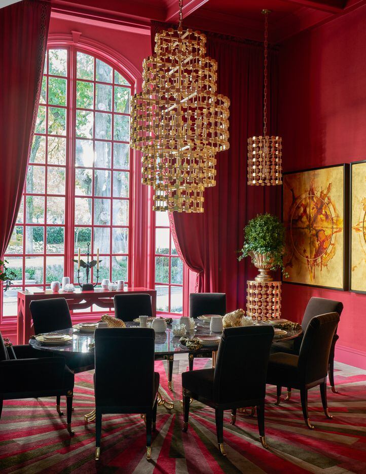 Fisher Weisman Brugioni and Fisher Weisman Collection designed the dining room in the 2022...