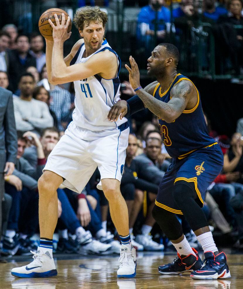 Nowitzki promedia 17.6 puntos esta campaña con Dallas. / Foto DMN