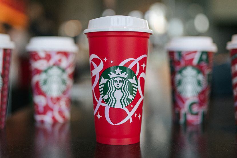 Disposable Plastic Christmas Cups for 50 Guests
