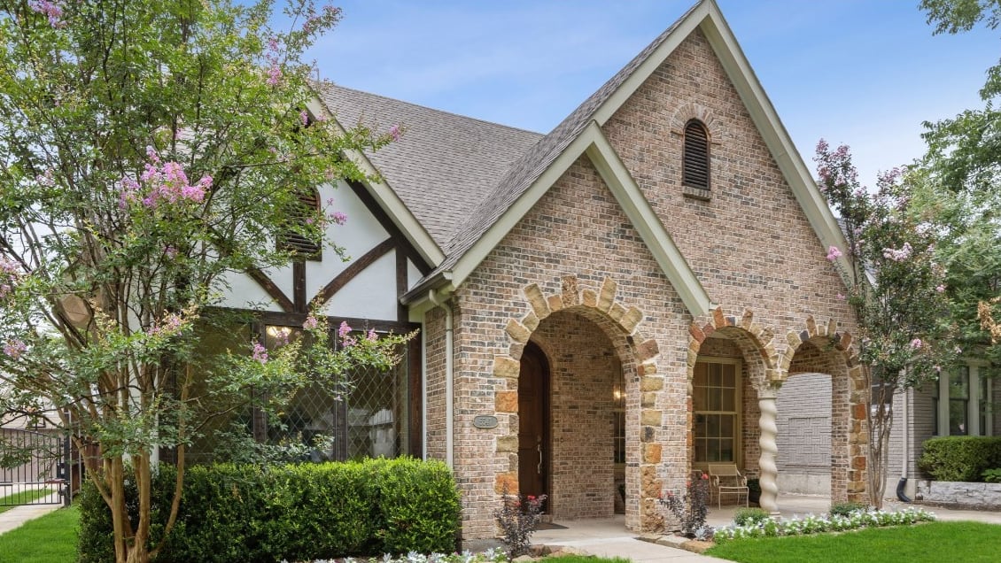 Dallas M Streets Vickery Place Neighborhoods Offer Charming Homes