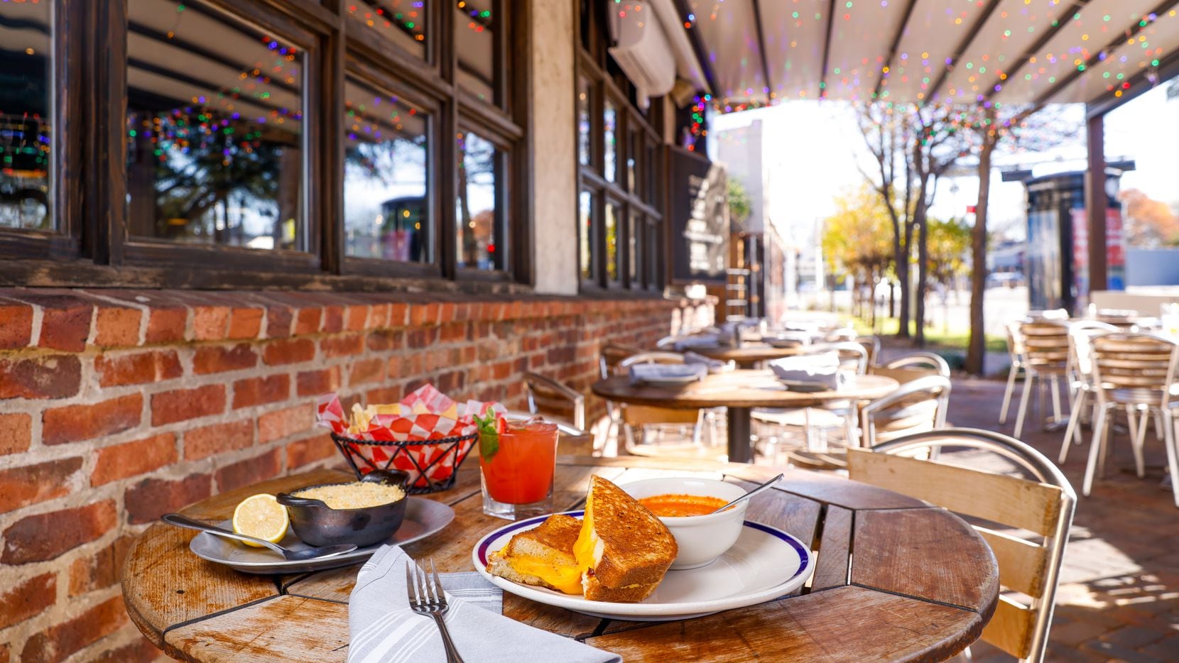 The Porch has a new porch. Coming in 2023 for this Dallas brunch restaurant: a new beer...