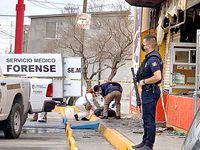 Armed individuals threw Molotov cocktails at a supermarket in Ciudad Juárez, which caused...