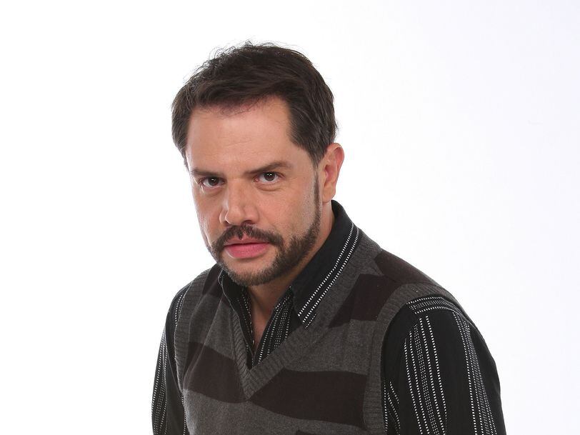El actor Héctor Parra fue absuelto de cargos en su contra.