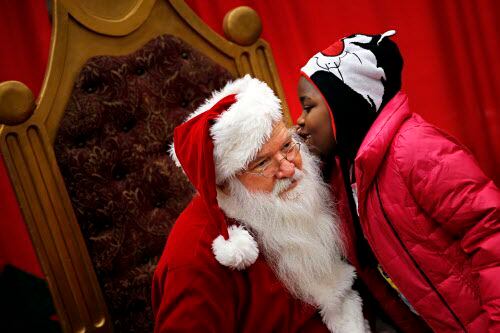 Encuentra dónde ver a Santa Claus en el Metroplex./DMN
