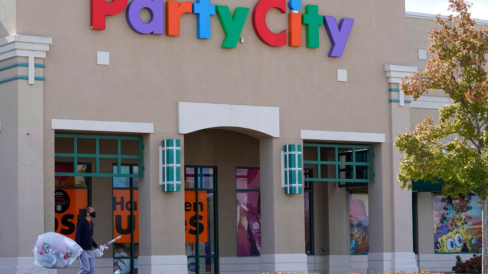 Contagioso Pertenecer a Electrónico Party City cierra dos tiendas en Texas en medio de su bancarrota