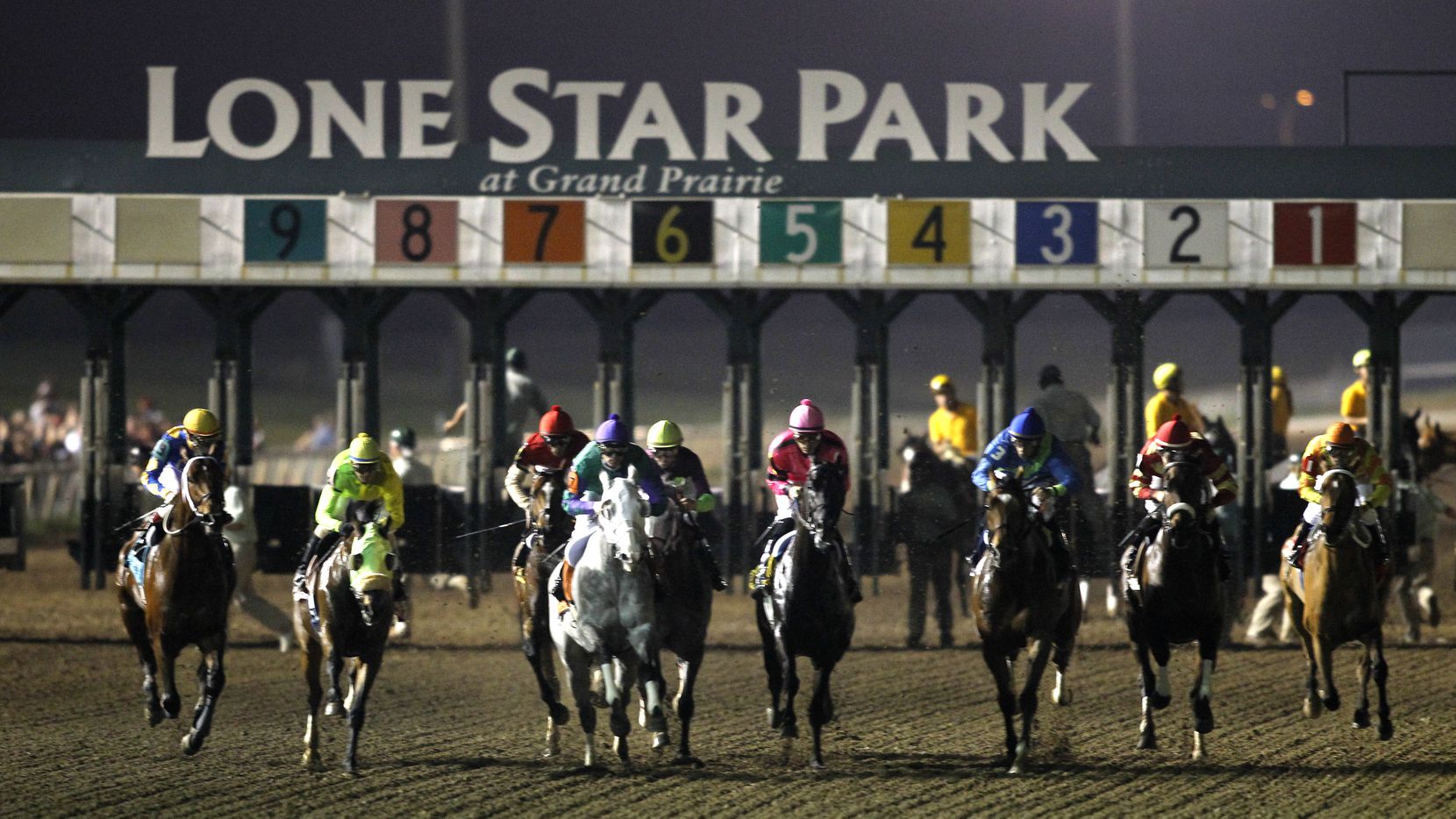 Thoroughbred races will kick off next week at Lone Star Park in Grand