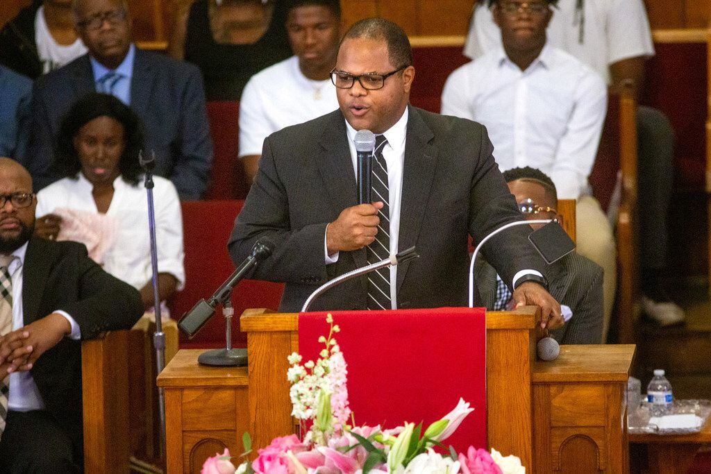 Dallas Mayor Eric Johnson speaks at the funeral for 9-year-old Brandoniya Bennett at the New Morning Star Missionary Baptist Church on Aug. 23, 2019  in Dallas. Bennett was shot and killed inside her Old East Dallas apartment last week. (Lynda M. Gonzalez/The Dallas Morning News)