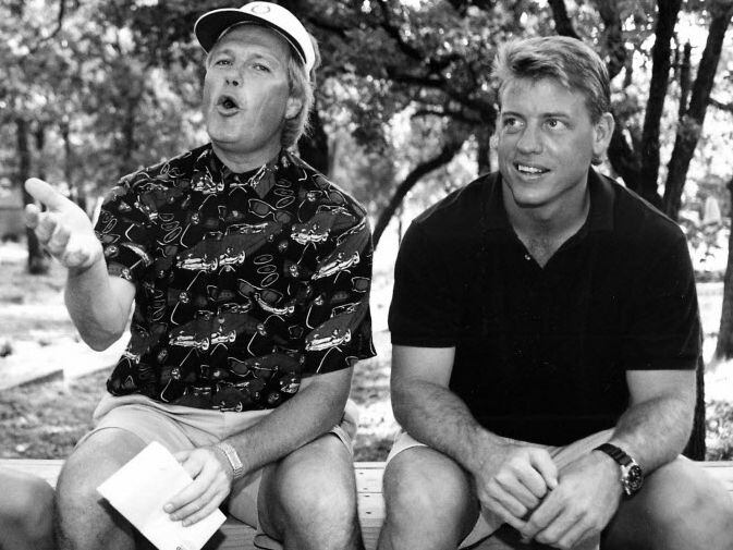 Dale Hansen (left) in 1992 with Troy Aikman, an attendee at Hansen’s pool parties.