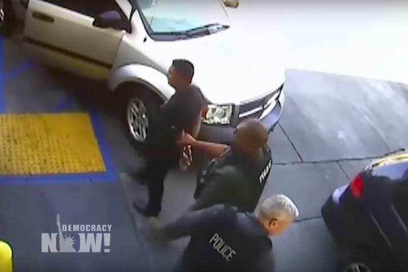 Imagen tomada del video del arresto de Joel Arrona Lara en San Bernardino,...