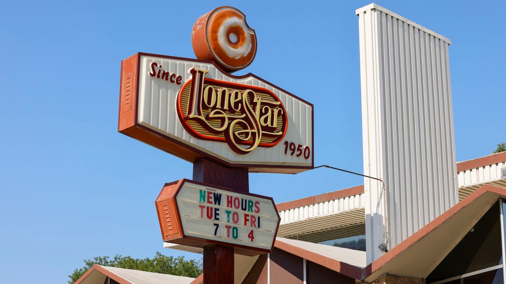 Lone Star Donuts is selling its last products — mostly rolls and the like — on Thursday,...