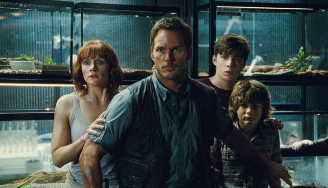 
				Bryce Dallas Howard, Chris Pratt, Nick Robinson y Ty Simpkins en la cinta "Jurassic...