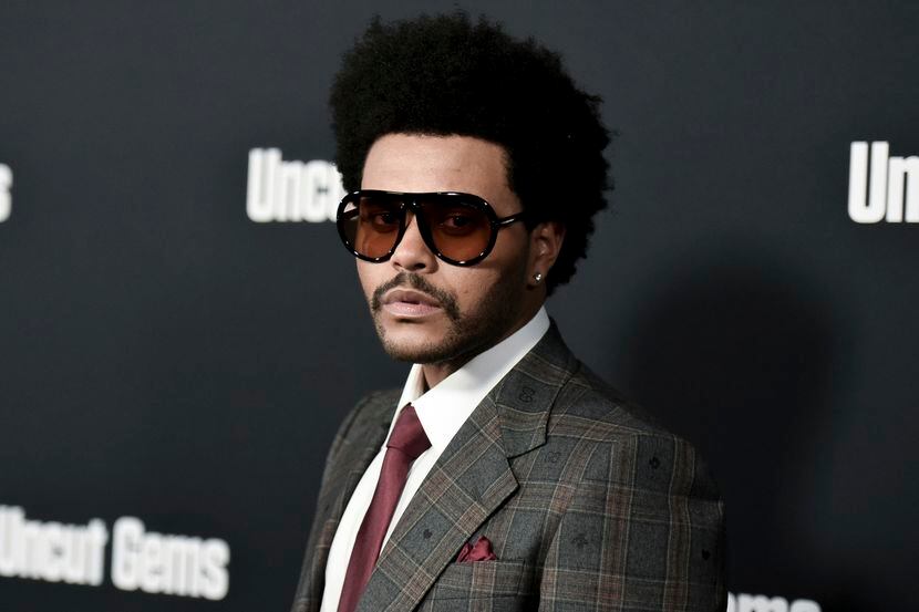 The Weeknd asiste a la premiere en Los Angeles de "Uncut Gems" en ArcLight Hollywood el 11...