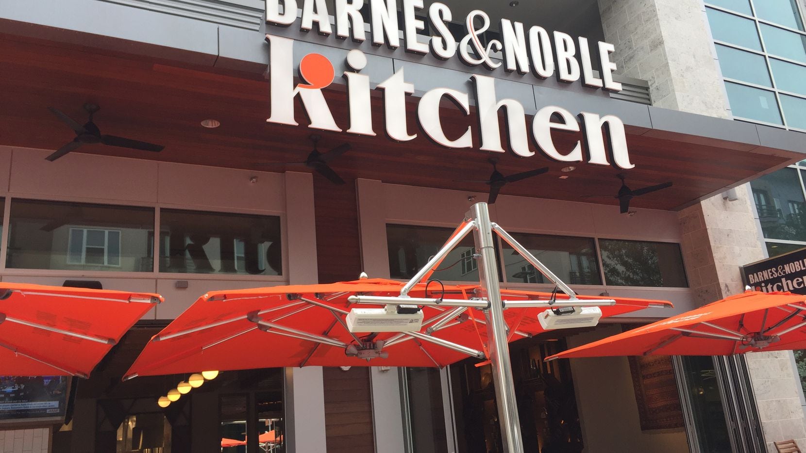 Barnes Noble Kitchen Makes Its Texas Debut In Plano S Legacy