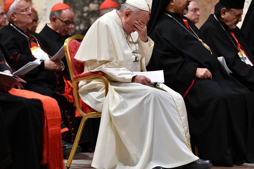 El papa Francisco asiste a una liturgia de penitencia en El Vaticano. (Vincenzo Pinto/Pool...