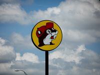 Buc-ee's is expanding to Tennessee and opening the biggest travel center in its portfolio, at 74,000 square feet.
