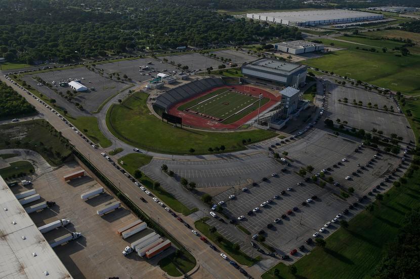 Drive-thru COVID test site opening near Arlington TX stadium