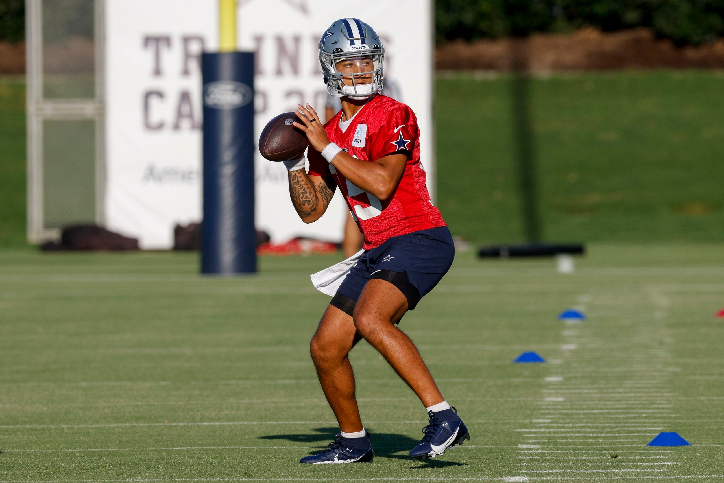 The new guy is here! See photos of Cowboys QB Trey Lance at practice