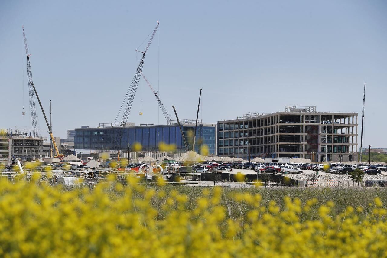 
Construction is coming along on Toyota's North American headquarters in Plano.
