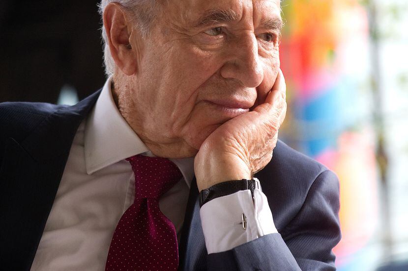 Shimon Peres durante una reunión en Italia en 2011.  (SIMON DAWSON/BLOOMBERG)
