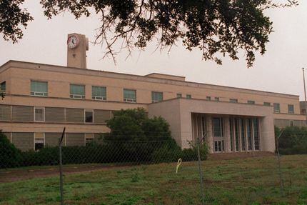 The Largest Mall In Dallas - Wayne Kirk