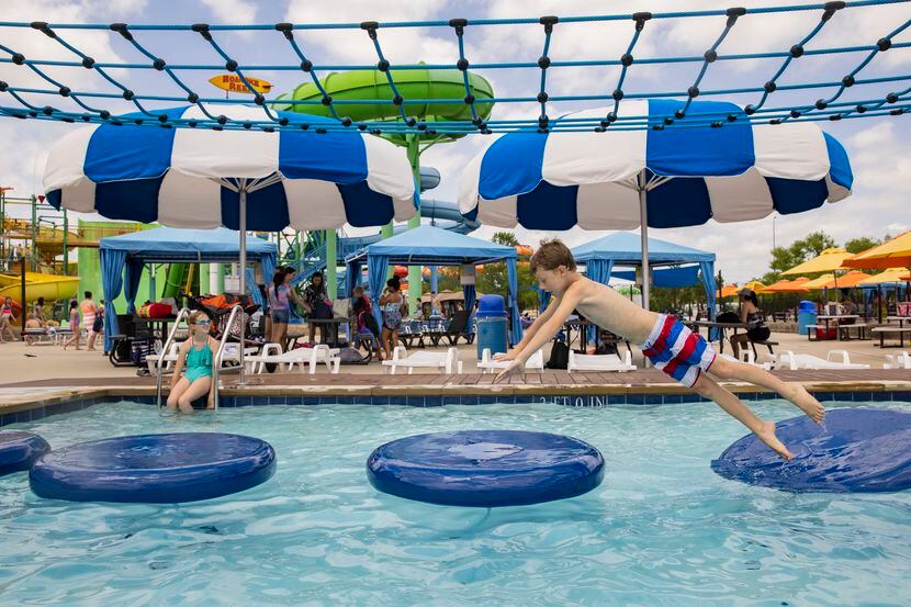 North Texas splashdown: Beat the heat at these area water parks
