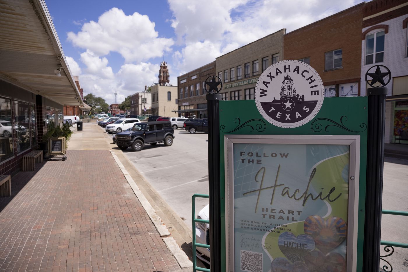 A sign for the Hachie Heart Trail is shown on Aug. 29 in downtown Waxahachie.