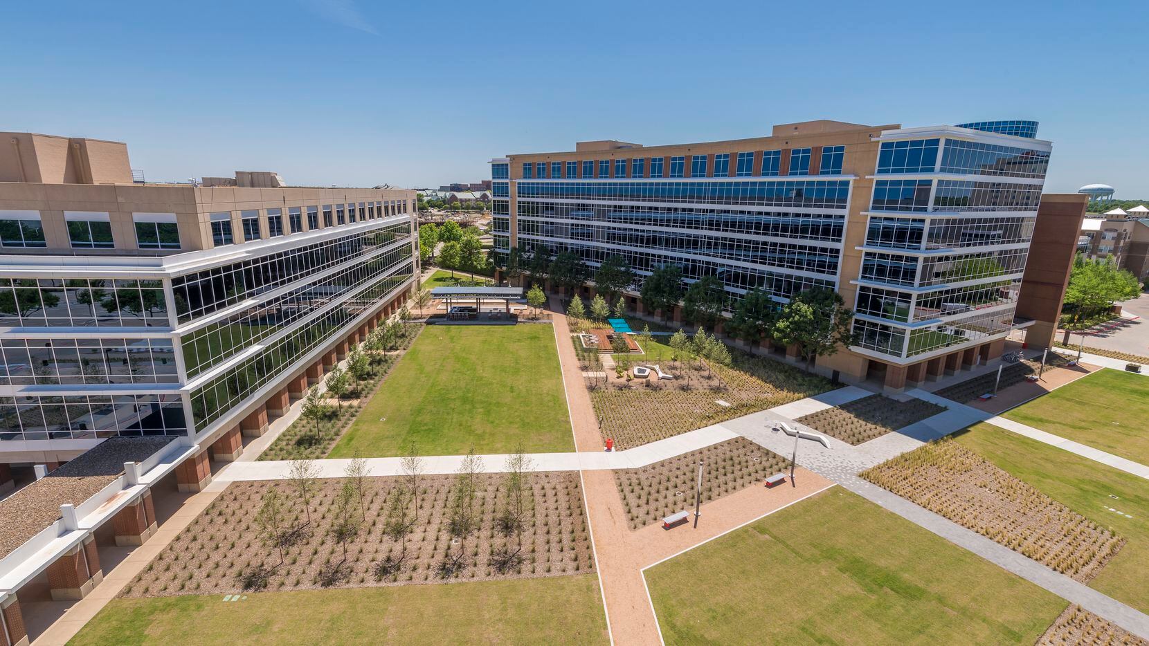 Big Telecom Corridor office lease provides new HQ for Service King