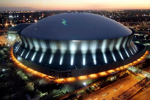 El Mercedes-Benz Superdome en Nueva Orleáns albergará el Super Bowl en 2024. Foto AP
