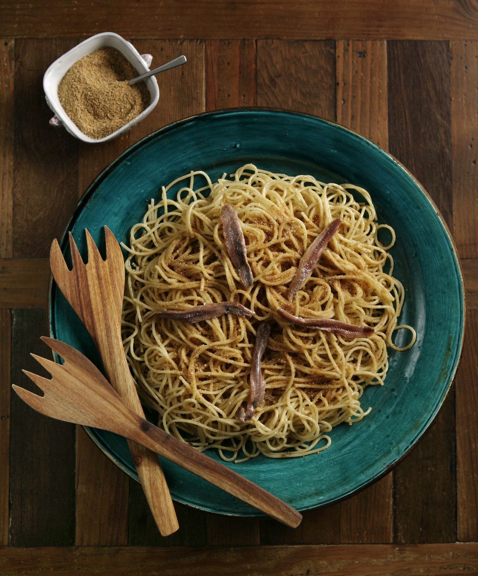 Pasta with Anchovy-Olive Oil Sauce
