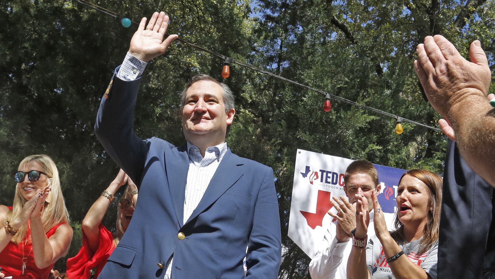 Sen.Ted Cruz campaigned at the Katy Trail Ice House Outpost in Plano on Oct. 4.