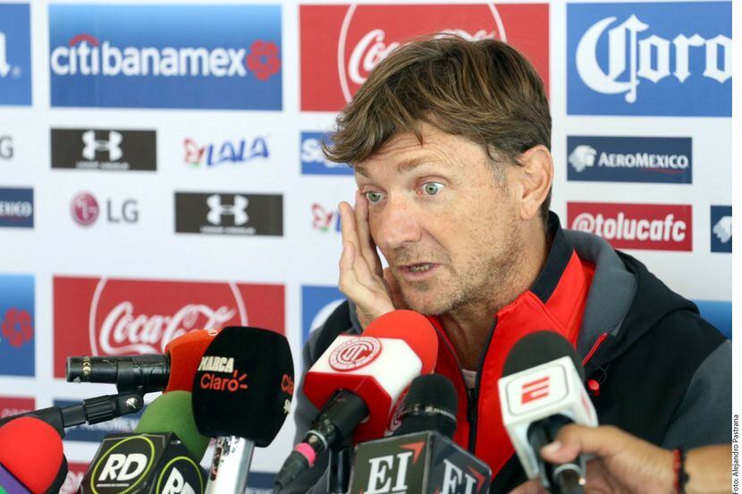 Hernán Cristante fue nombrado entrenador de los Diablos Rojos de Toluca por segunda ocasión.