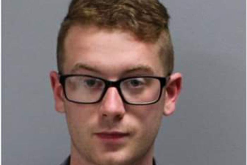 Michael Lane Brandin, de 23 años, de Woodville, Texas, fue arrestado el lunes 16 en el...
