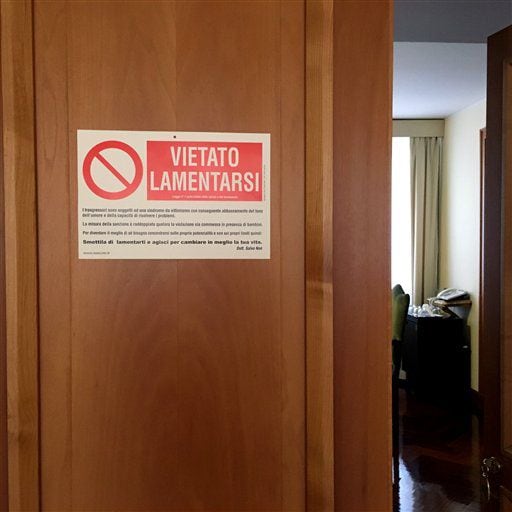 Fotografía del miércoles 12 de julio de 2017 de un letrero en la puerta de una suite del...