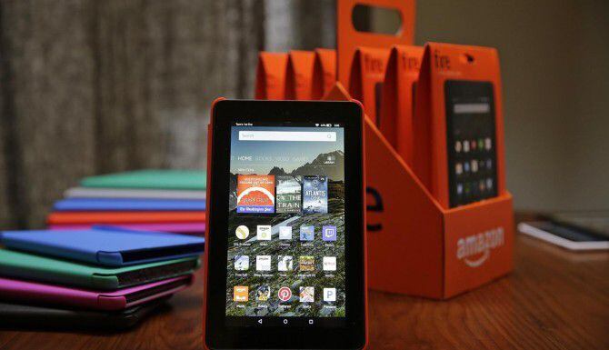 Amazon sacó a la venta su nueva tableta Fire por solo $50. (AP/ERIC RISBERG)
