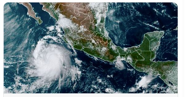 La tormenta tropical Orlene, en las costas del pacífico mexicano, se podría convertir en...