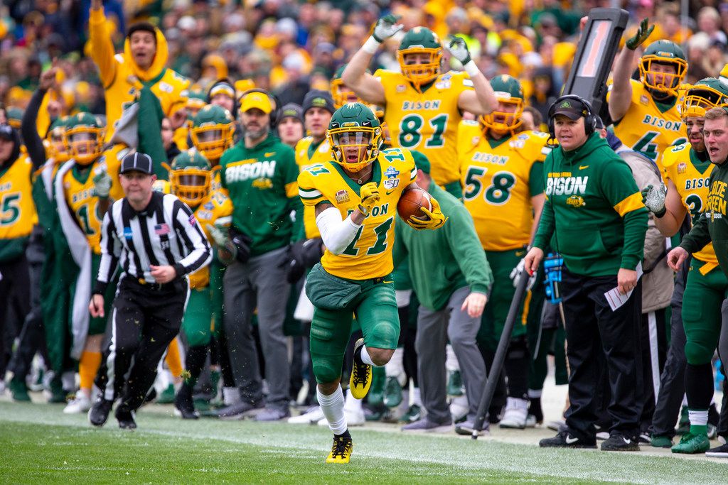 North Dakota State wide receiver Phoenix Sproles (11) runs the ball in front of his team's...