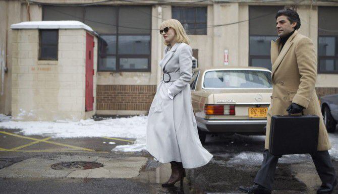 Jessica Chastain y Oscar Isaac tratan de concretar un negocio en “A Most Violent Year”....