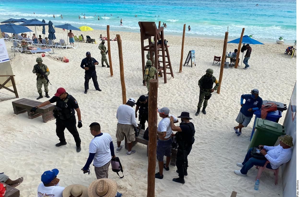 El gobierno de México activó más de un millar de militares en la Riviera Maya luego de los ataques que se han registrado en la zona en las pasadas semanas.