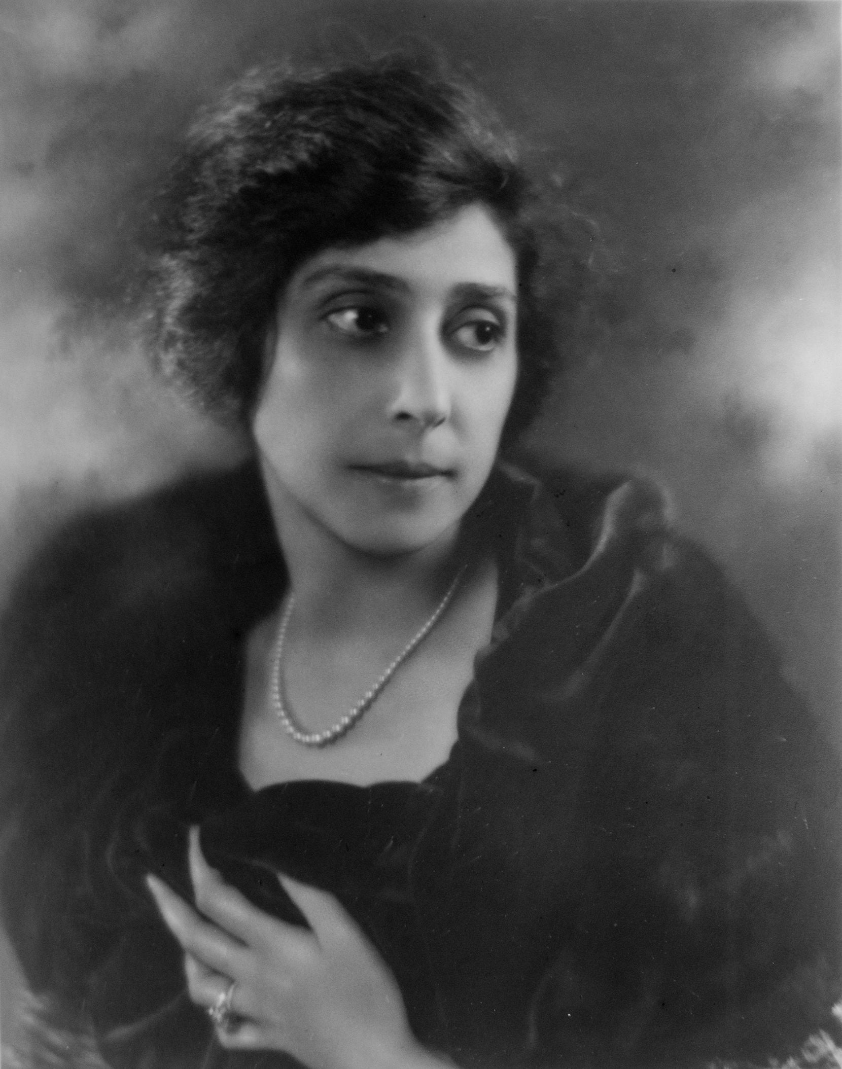 Carrie Marcus Neiman, 1921.