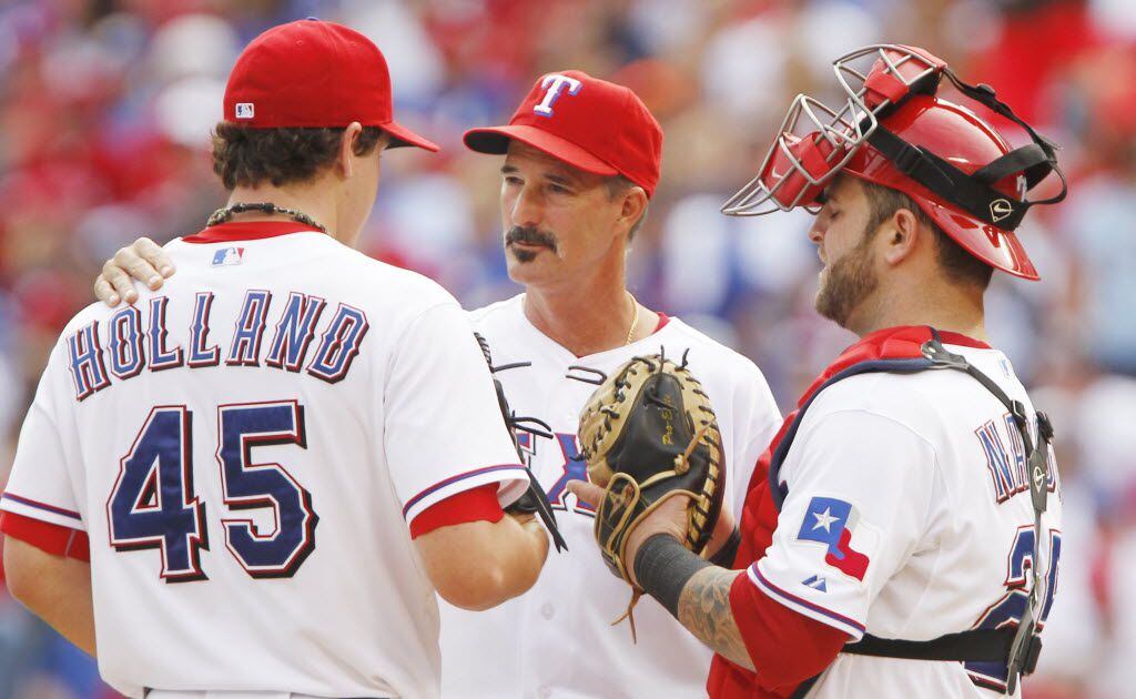 Why Rangers chose to hire Mike Maddux, Dayton Moore in MLB's new age - The Dallas Morning News