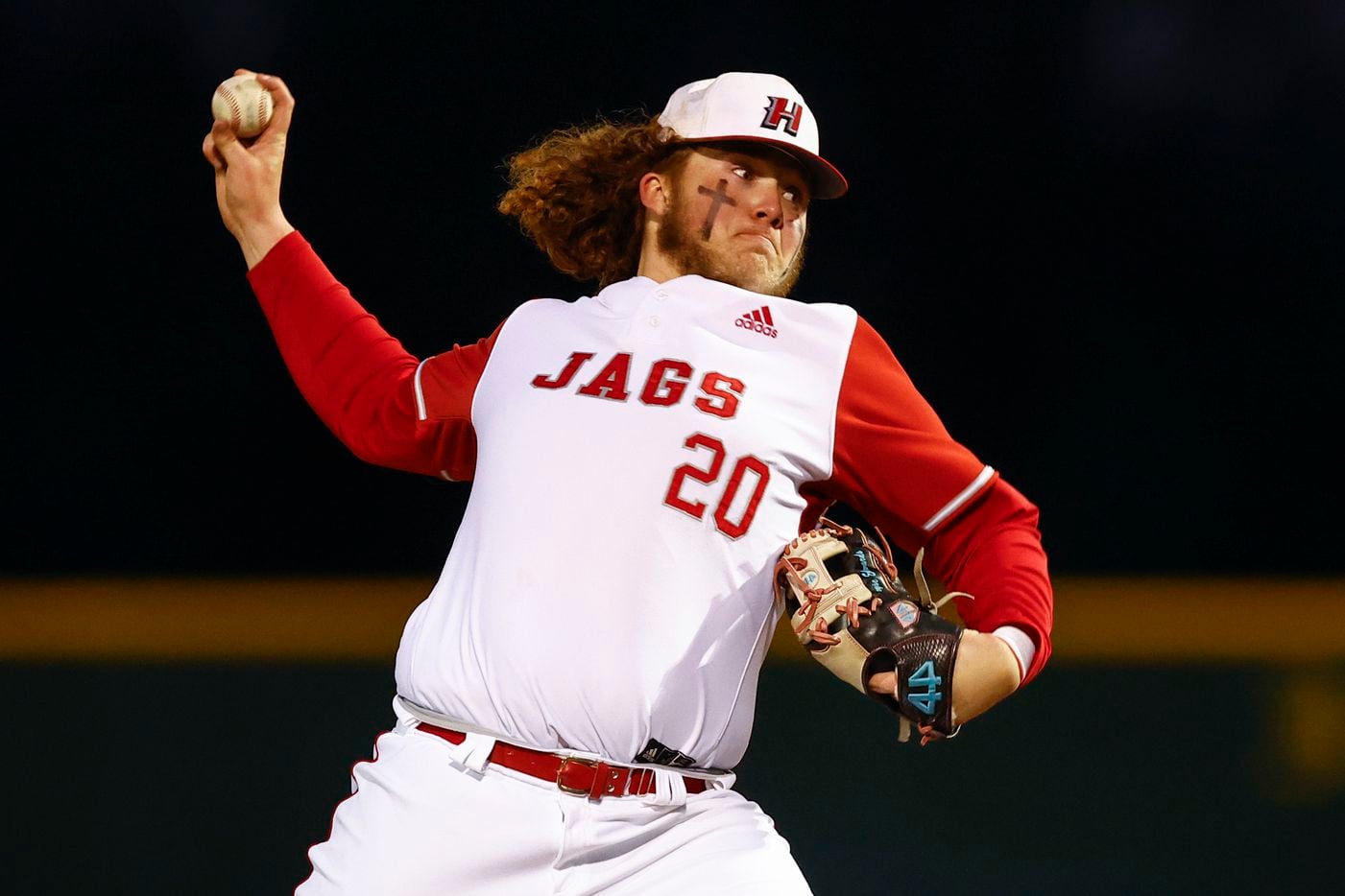 Mesquite Horn relief pitcher Jayse Edwards throws during a district 10-6A high school...