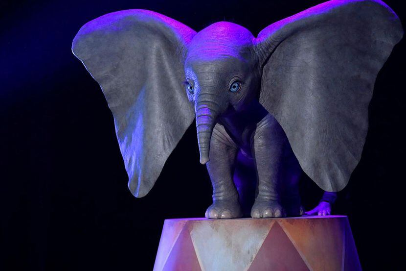 Imágen distribuída por Disney de la nueva cinta ‘Dumbo’.(CORTESIA DISNEY)
