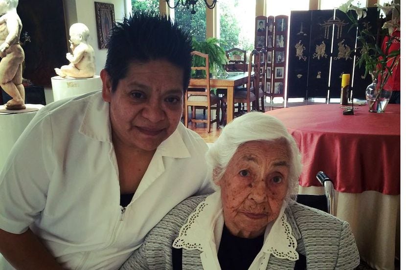 “¡Felicidades abuelita hermosa! ¡99 años de vida! ¡Dios te bendiga a cada instante! ¡Te...