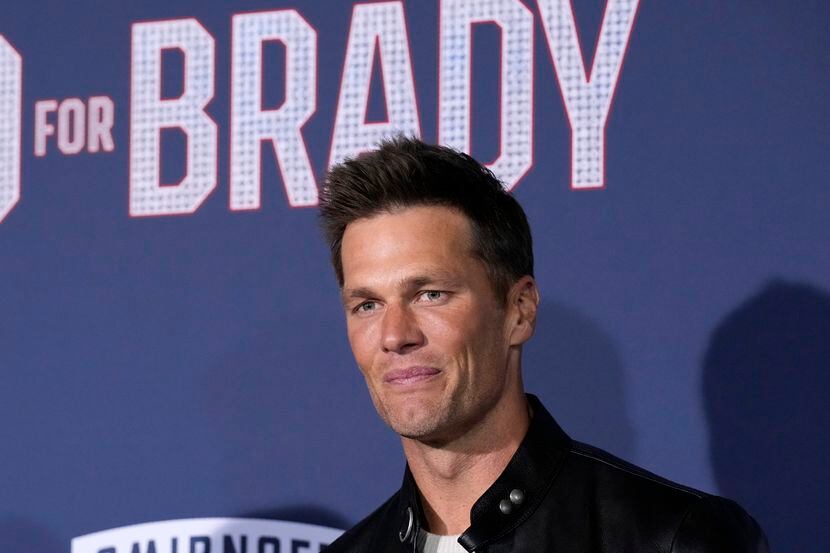 Tom Brady, quien actúa y produce la película "80 for Brady", a su llegada al estreno de la...