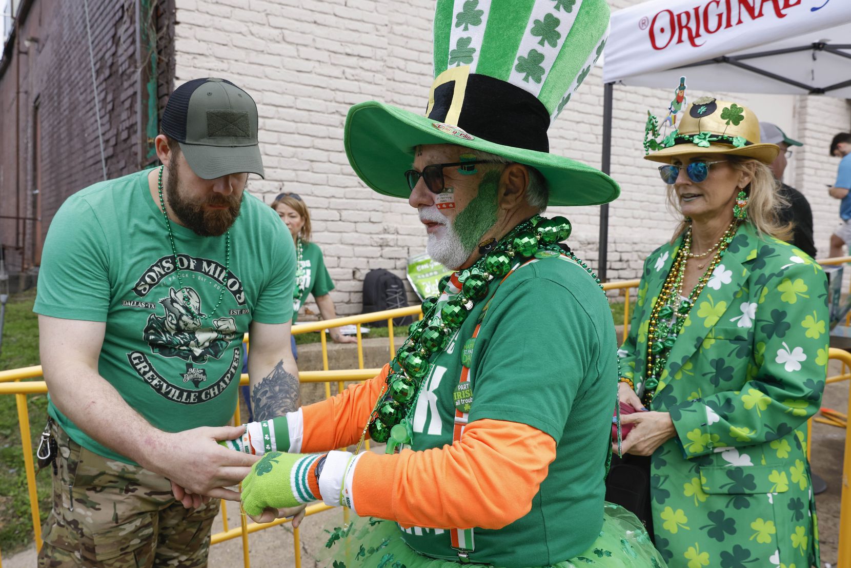 Photo Gallery: Astros celebrate St. Patrick's Day with green