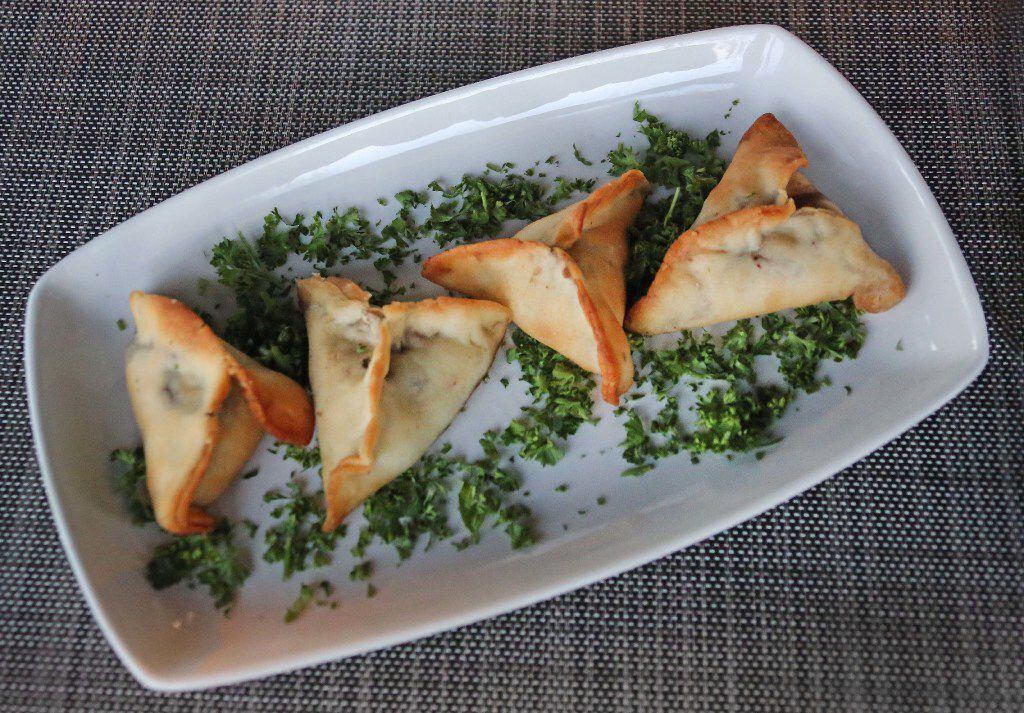 Fatayer – meat-filled pastries 